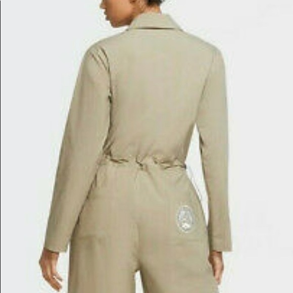 Nike women’s jumpsuit NWT - Picture 3 of 10